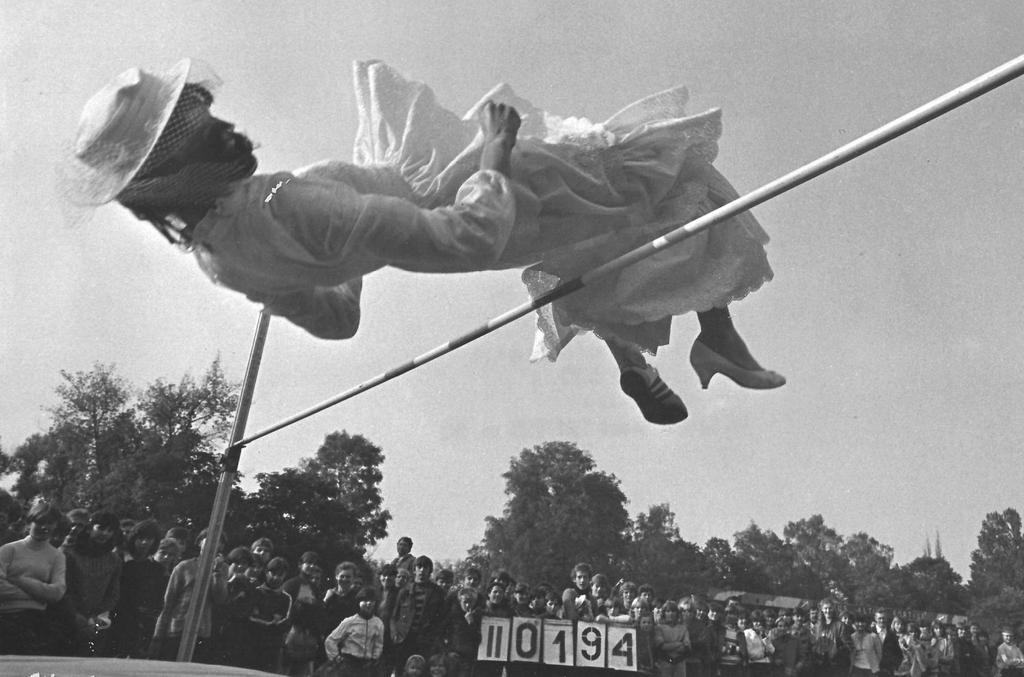 W lutym 1981 roku Elżbieta Krawczuk (Juvenia Białystok) zdobyła w Grenoble srebrny medal w Mistrzostwach Europy seniorek w skoku wzwyż.