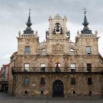 Budynek Gaudiego, Palacio Episcopal Barokowy ratusz 11. Dzień. Astorga Ponferrada Śniadanie. 52 km na rowerze. Spoktanie dzisiaj z grupą która rozpoczęła Szlak w Astorga. Obiadokolacja i nocleg.