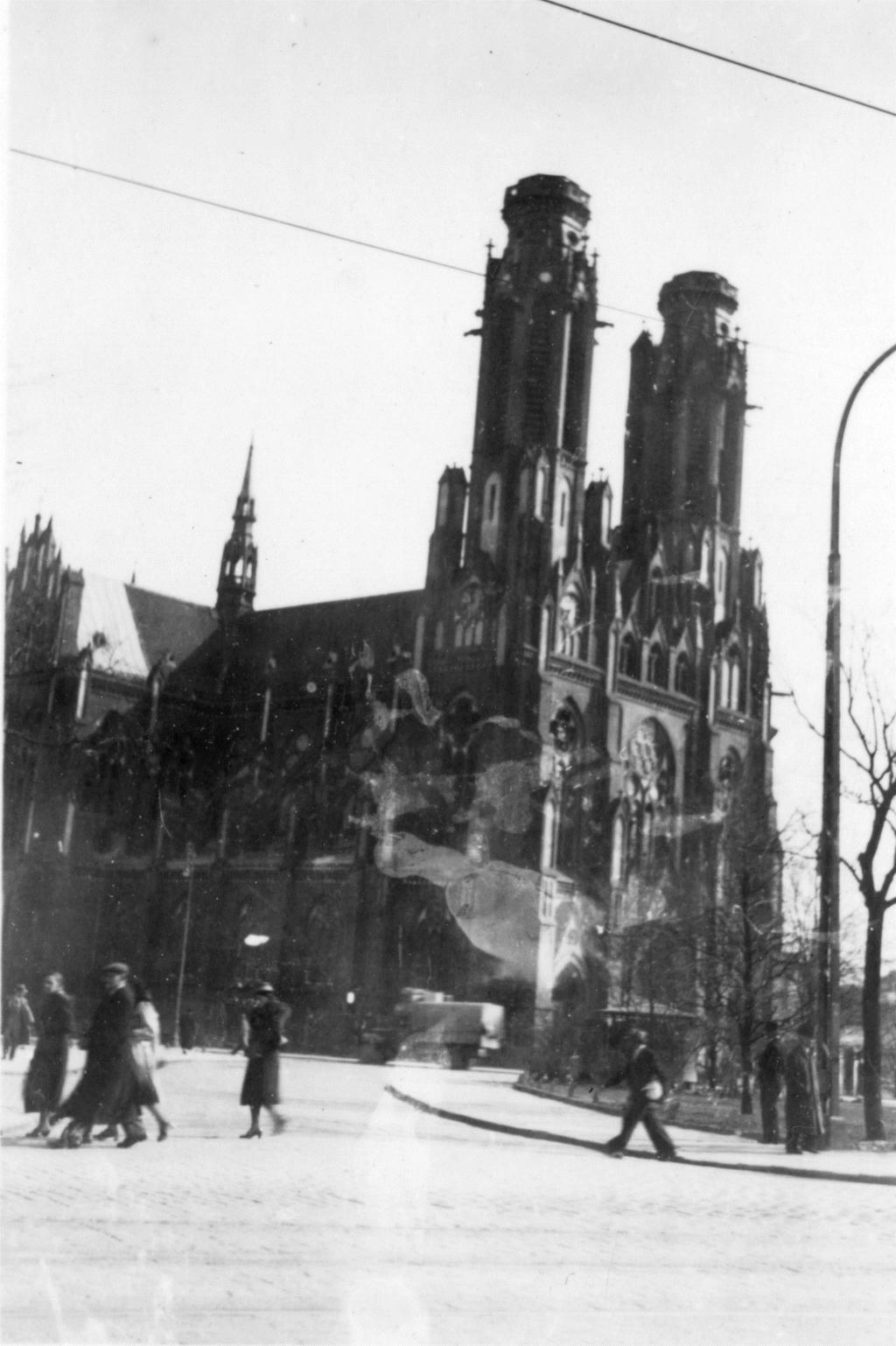 Hej, chłopcy, bagnet na broń! sł. i muz. Krystyna Krahelska, ps. Danuta, I 1943 r. Hej, chłopcy, bagnet na broń!