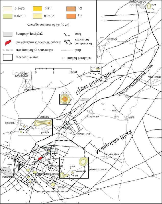 The breccias are mineralized within different stratigraphic horizons, from the Devonian to the Middle Triassic.