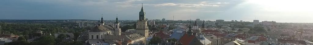 CENTRUM ZAWODÓW 3 VI 2017 (sobota) - Szkoła Podstawowa nr 51 w Lublinie, ul. Bursztynowa 22 GPS: 51.223464, 22.519081 4 VI 2017 (niedziela) - Stare Miasto w Lublinie, plac Zamkowy GPS: 51.250550, 22.