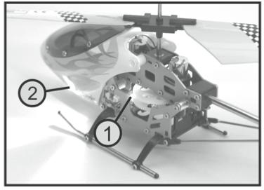 d) Włączanie helikoptera Przesuń przełącznik wyboru kanału (rys.1, poz.10) na wybraną pozycję (A,B lub C).