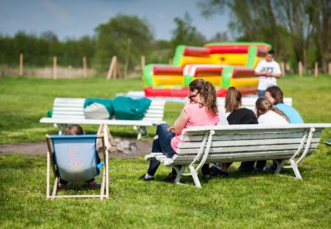 Zielona Szkoła 4 dniowa Zielona Szkoła 5 dniowa Z KLASĄ, NA LUZIE COOL ZABAWA - warsztaty chemiczne - waterball -