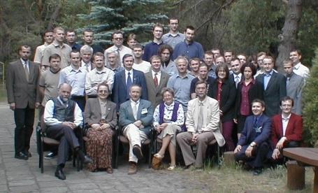 X Sympozjum IEEE-PERG Fotonika i Inżynieria Sieci Internet WILGA, 23-26 maja 2002 Początkowo krajowe, a obecnie międzynarodowe, sympozja studencko-doktoranckie i młodych pracowników nauki na temat