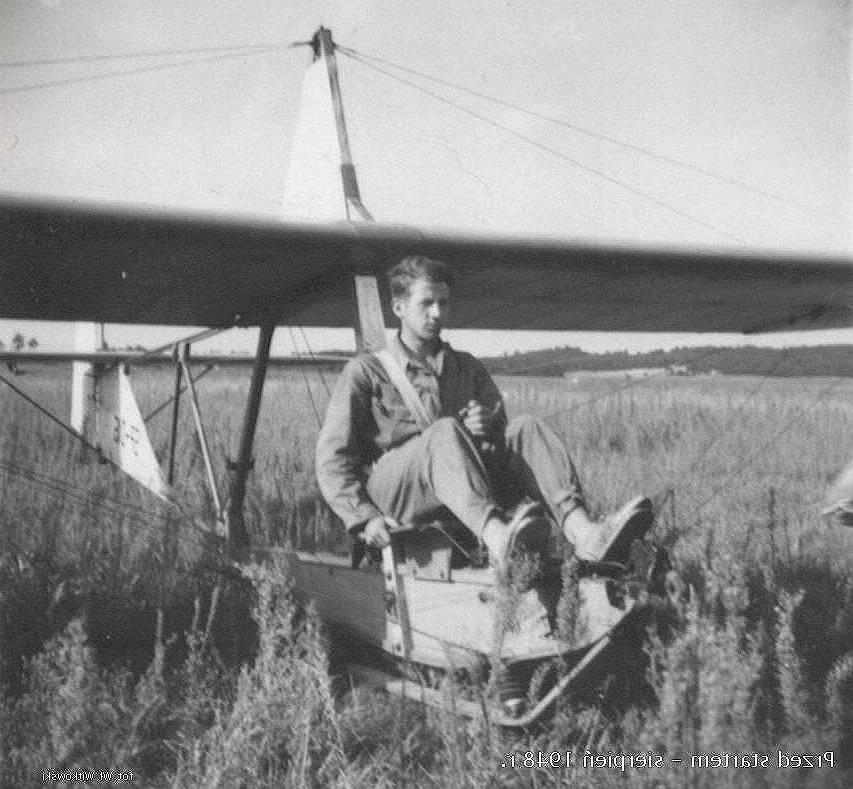 Wiesław Jaszczyński na szybowcu SG-38 w Szkole Szybowcowej, Lisie Kąty, 1948 r. (Fot. W. Jaszczyński) Już na początku 1957 r.