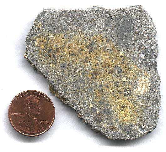 Achondryty Skład chemiczny odpowiada skałom magmowym: gabro i bazalt.