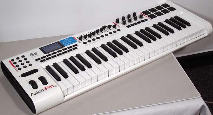 t test M-Audio Axiom Pro 49 przypisać dowolne komunikaty MIDI, które będą wysyłane na wybranym przez użytkownika kanale. Chcąc przypisać konkretny parametr do wybranego kontrolera wybrać możemy m.in.