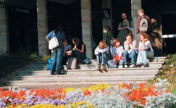 WYDZIAŁ NAUK SPOŁECZNYCH Socjologia studia stacjonarne i niestacjonarne I stopnia studia zawodowe dzienne zawodowe zaoczne ilość miejsc 100 100 Konkurs świadectw dojrzałości punktowany wynik z