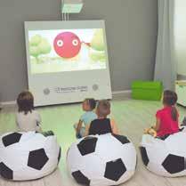 dostosowana do różnego wieku graczy, urozmaica zajęcia edukacyjne, łącząc naukę z zabawą, dobrze wpływa na rozwój koordynacji ruchowej i koncentrację, mobilne centrum multimedialne (pozwala na