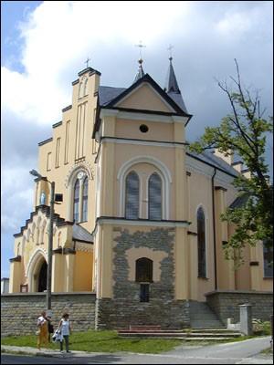 Na terenie gminy Bukowsko znajduje się 13 obiektów wpisanych do rejestru zabytków, są to: 4 kościoły, 4 dzwonnice, 2 cerkwie, 1 ogrodzenie kościelne, 1 mur kościelny, 1 cmentarz, 1 park (z obiektami).