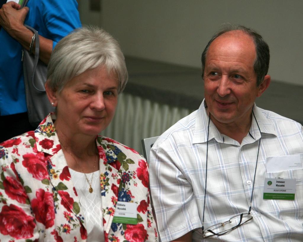 Prof. Ihor Trevoho, w asystencji Volodymyra Zadorożnyja i Borisa Chetvernikova, podziękował za możliwość uczestniczenia w Zjeździe i życzył wszystkim jego uczestnikom sukcesów i
