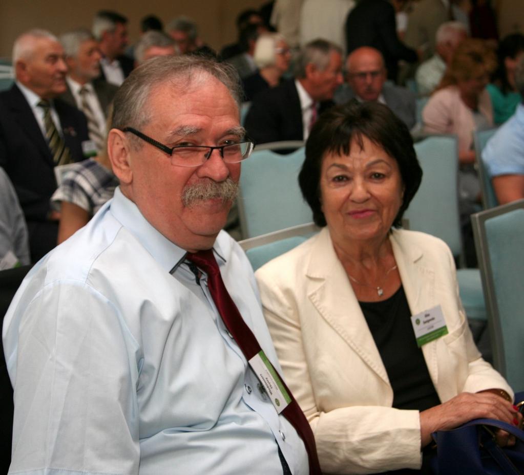 Elżbieta Wyczałek, Ireneusz Wyczałek; Anna Mickiewicz Kamil Wójcik witając inżynierów wyraził życzenie abyśmy, jako środowisko inżynierów stanowili siłę ważną dla gospodarki kraju.