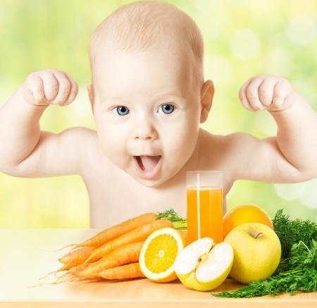 Wprowadzanie błonnika do diety dzieci Już w 5 miesiącu życia można zacząć wprowadzać pierwsze pokarmy stałe. Podaje się gotowane miksowane warzywa i owoce, np.