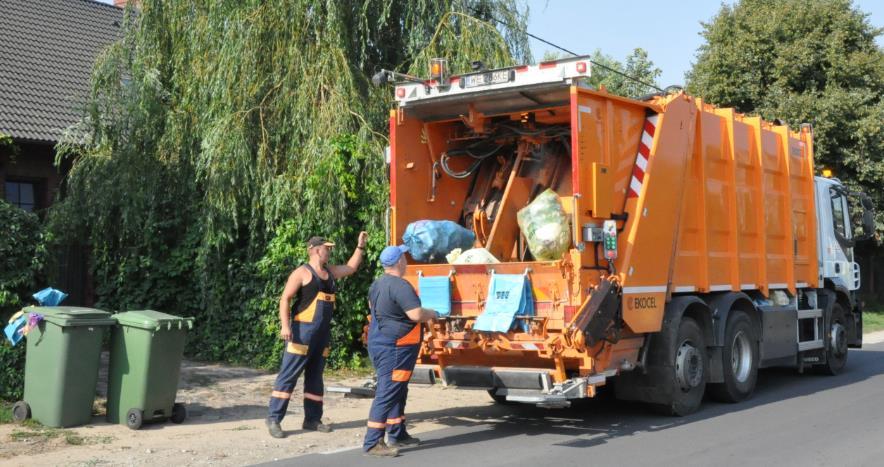 Historia gazu w samochodach PGK w Śremie 2016 rok zakup kolejnego