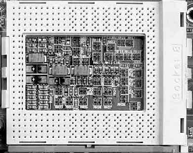 Socket FM2/FM2+ Socket FM2: Ahtlon X4, procesory serii APU A4, A6, A8, A10 generacji Richland Socket FM2+: procesory serii APU A8, A10 generacji Kaveri Socket