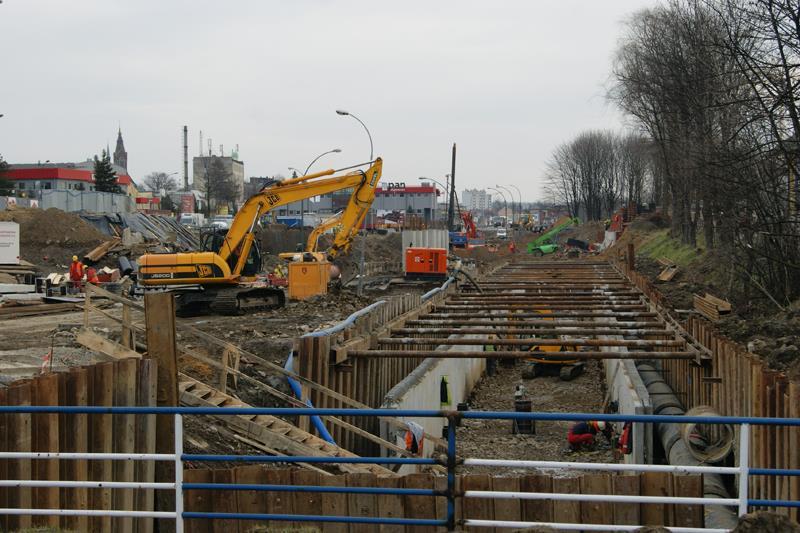 ROZBUDOWA WĘZŁA DROGOWEGO AL. WYZWOLENIA UL.