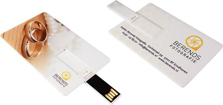 Rozmiar: 85 x 54 mm. Materiał: plastik. Kolor karty: biały. Pamięć flash USB 2.0 o pojemności 16 GB.