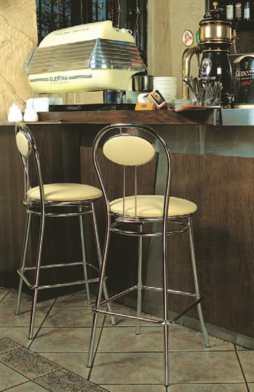 Krzesła użyte w aranżacji: TIZIANO hocker chrome, tapicerka: V-18N