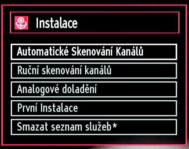 Při prvním spuštění TV vás bude postupem provádět průvodce. Nejdříve se zobrazí obrazovka pro výběr jazyka. K vybrání Ano či Ne možnosti, označte položky stisknutím nebo a potvrďte OK tlačítkem.