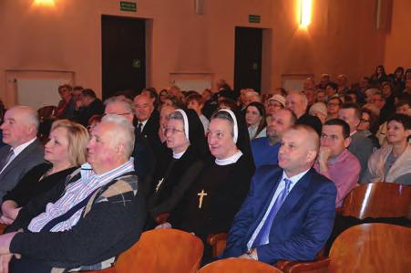 Wandą Leonowicz sekretarz Towarzystwa Przyjaciół Wilna i Grodna w Białymstoku. Ks. Józef Obrembski urodził się w 1906 r.