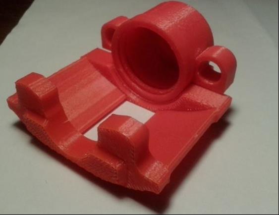 Rys.2. Model odlewniczy zacisku hamulcowego wykonany na drukarce 3D. Technologia druku 3D jest już w odlewnictwie powszechnie stosowana przez największe koncerny.