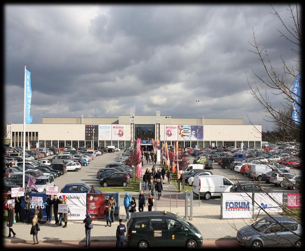 REKLAMA NA SIATCE PARKINGU Reklama znajdująca się na siatce parkingu EXPO Kraków Wydruk dostarczony przez zamawiającego zgodnie z