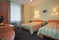 pl/hotel-krakow >71 >200 >80 >100 The hotel is located next to the historic Kazimierz district.