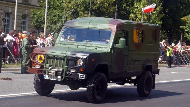 Nasz ZWD-3 w Alejach Ujazdowskich Batalion zabezpieczenia to również nieustająca promocja Centrum jak i całych Sił Zbrojnych.