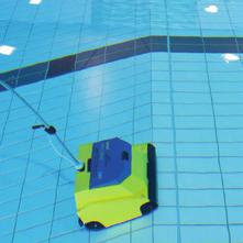 korzystniejsze dla użytkowników basenu Precyzyjne sterowanie ręczne intuicyjne sterowanie radiowe precyzyjne manewrowanie w celu uniknięcia zawirowań wody przez działanie pompy