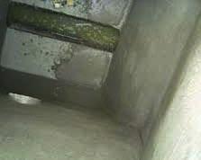 studni czy komory kanalizacyjnej, w szczególności reprofilację ubytków w betonie, spoin w konstrukcji