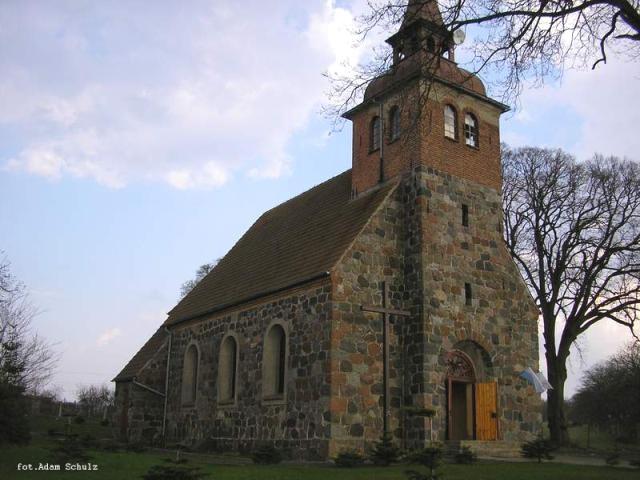 2. Historia Sarbska Sarbsk wieś należała nie tylko do rodu Sarbskich, lecz także do Jatzkowów, Ripków i Natzmerów.