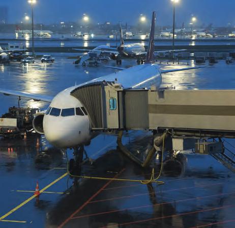 Liczba lotów i pasażerów rośnie na całym świecie, z czym wiąże się zapotrzebowanie na niezawodne technologie bezpieczeństwa.