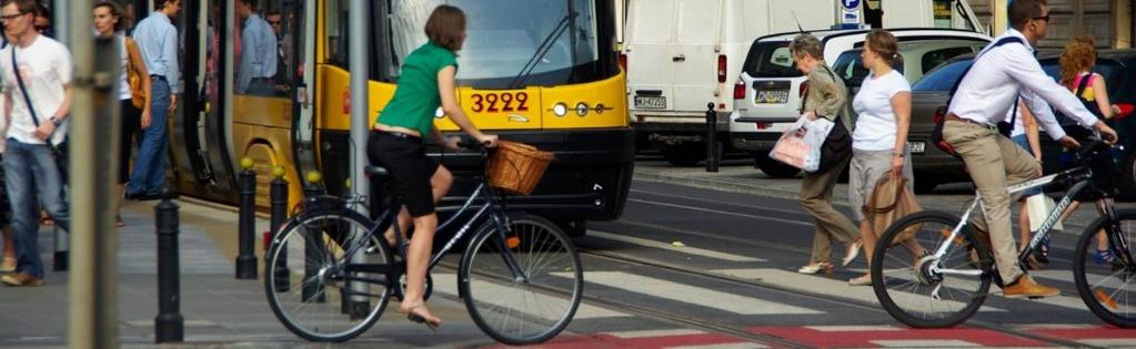 STRATEGIE TRANSPORTOWE Pomimo pozytywnych zmian, szeregu problemów nie udało się rozwiązać: 1.