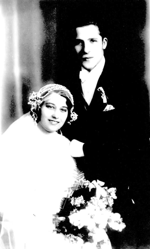 Dnia 2-ego lutego 1934 Konstanty wstępuje w związek małżeński z