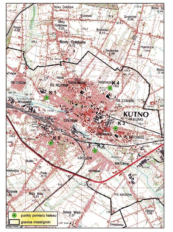 dawnej dzielnicy przemysłowej. Poprzez obwodnicę miasta posiada ona połączenie z drogą krajową nr 92.