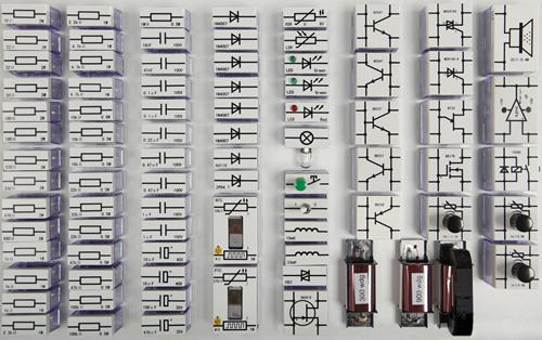 Experiment equipment specifically for case Experiment equipment specifically for case A set of components specially designed for educational purposes covering a wide variety of topics in electrical