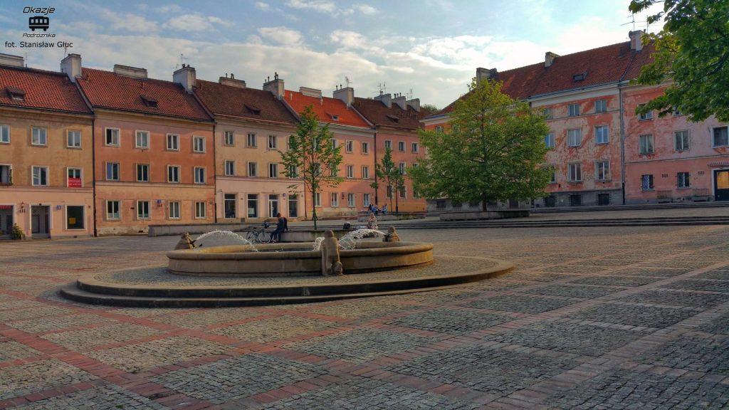 Dotarłem na skwer Mariensztacie Samuela Orgelbranda na