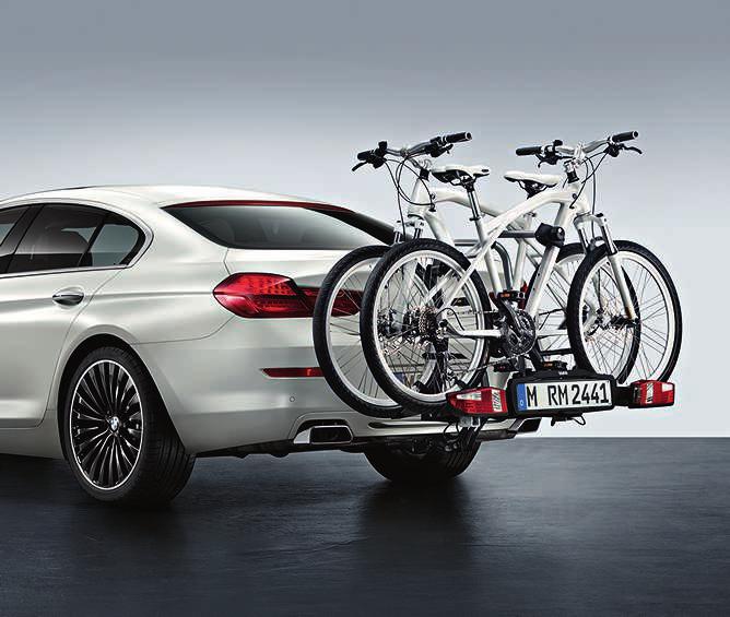 Tylny uchwyt rowerowy BMW Tylny uchwyt rowerowy BMW spełnia wysokie wymagania związane z dynamiką jazdy.