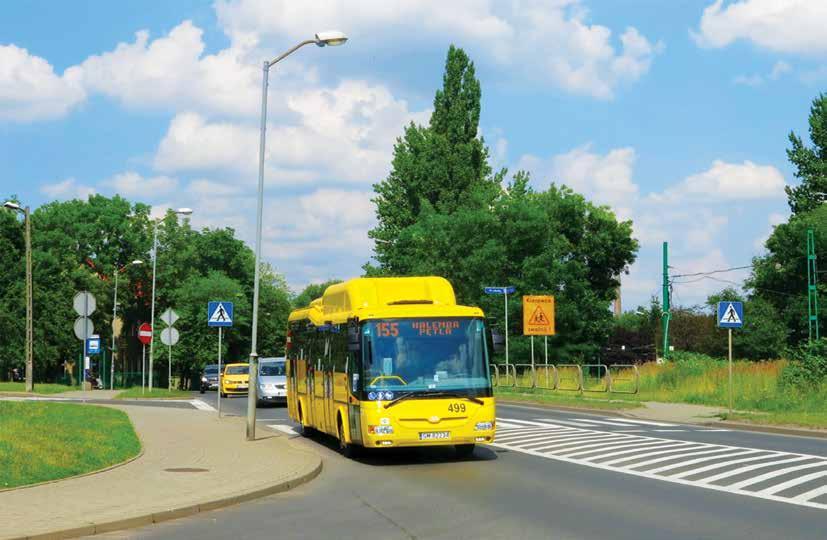 SOR BNG12 w barwach Transgóru Mysłowice. Fot. http://www.galeriagop.eu/ o pojemności 960 dm 3, umieszczonych na dachu pojazdu.