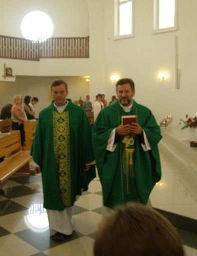 Jacka Pyla przez parafian czernihowskich Błogosławieństwo uczniów i ich przyborów szkolnych Wyznanie wiary o.