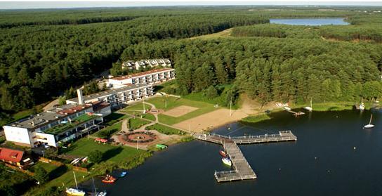 Hotel posiada monitoring, kamery wew. i zew. Recepcja hotelu czynna jest 24godz./dobę. HOTEL GOŁUŃ GOŁUŃ K/WDZYDZ KISZEWSKICH 83-406 WĄGLIKOWICE tel.