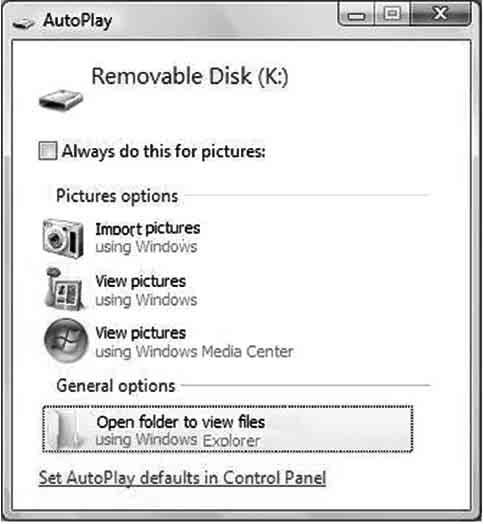 Etap 2: Kopiowanie zdjęć do komputera W przypadku systemu Windows W tej części przedstawiono przykład kopiowania obrazów do folderu Documents (w systemie Windows XP: My Documents ).