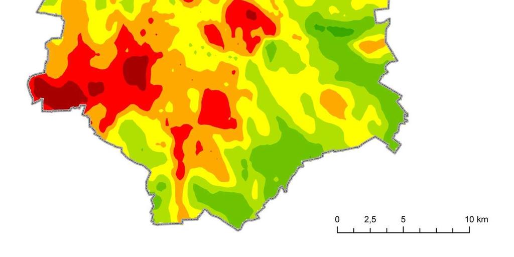 Rysunek 8 Rozkład stężeń pyłu zawieszonego PM2,5 o okresie uśredniania wyników rok kalendarzowy na terenie