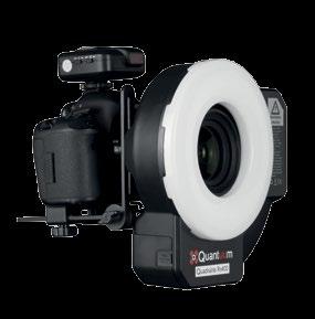 Rx400 Ringflash Stroboss Quadralite Rx400 to lampa łącząca w sobie duży palnik błyskowy o kształcie pierścienia i mocy 400 Ws przy zasilaniu z akumulatora.