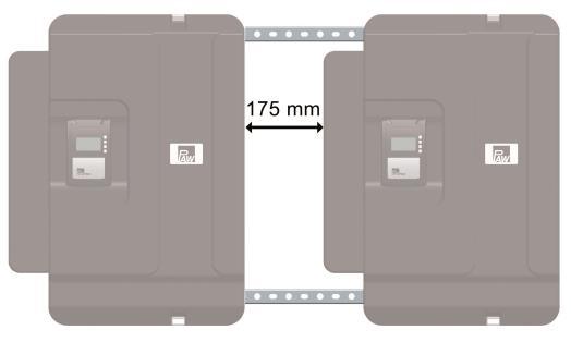 11. W ten sam sposób zamontować drugi moduł Friwa na ścianie. Zachować odstęp 175 mm pomiędzy modułami. 12.