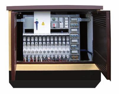 ROZDZIAŁ ENERGII 16 WYPOSAŻENIE W standardowym wykonaniu konstrukcja stacji umożliwia ustawienie w przedziale transformatora jednostki hermetycznej o mocy maksymalnej 630 kva.