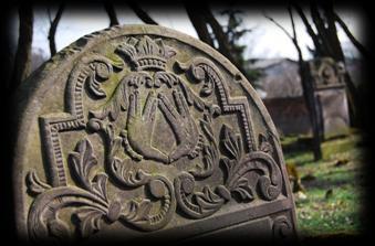 Wszystkie nagrobki na cmentarzu Sławkowskim są przetłumaczone