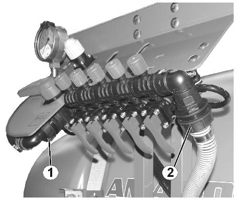 Czyszczenie, konserwacja i naprawy Przezimowanie obsługi ręcznej HB W celu przezimowania lub przy dłuższym czasie nieużywania należy opróżnić węże armatury HB. 1.