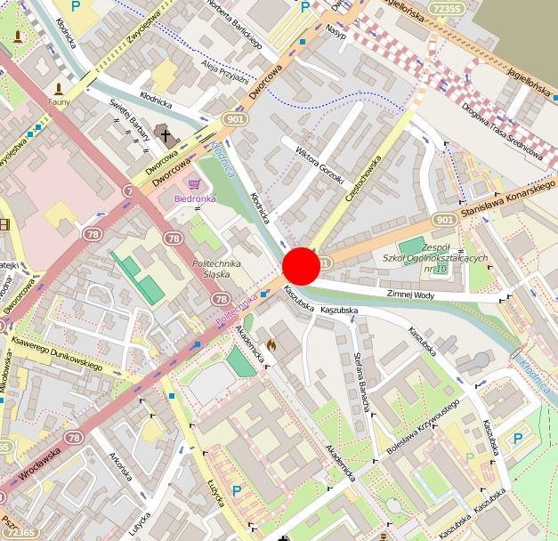 81 9 CZĘSTOCHOWSKA WROCŁAWSKA KONARSKIEGO LOKALIZACJA: Analizowane skrzyżowanie zlokalizowane jest w części strefy centralnej miasta Gliwice w ciągu ulic: Wrocławska Częstochowska OpenStreetMap