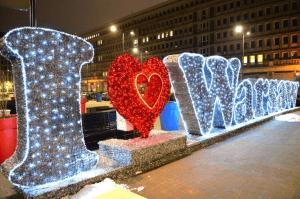 Zakochaj się w Warszawie w walentynki. Walentynki to święto zakochanych. W ten dzień można wyznać miłości drugiej osobie, ale także zadeklarować ją swojemu miastu.